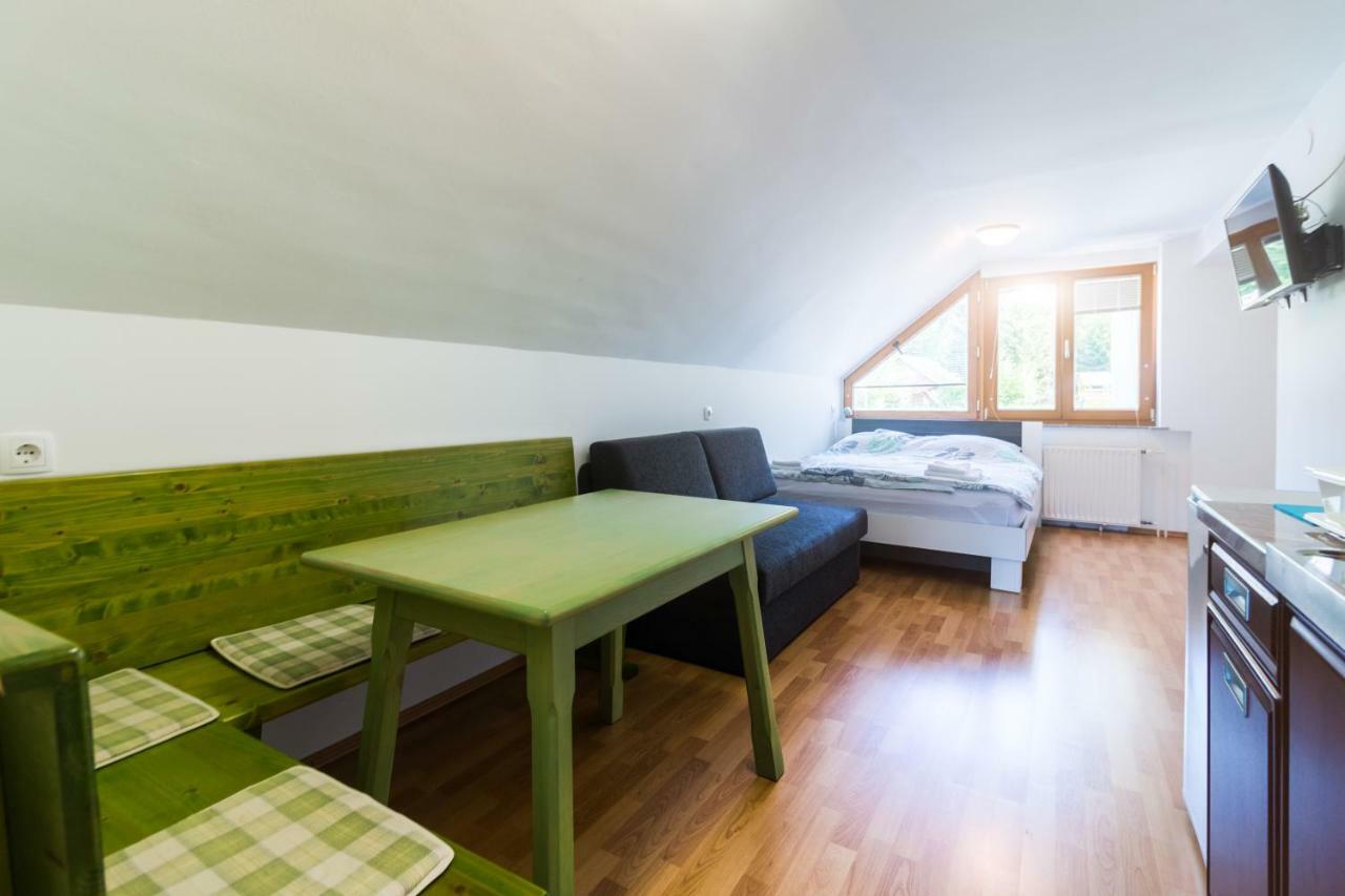 Apartments Henigman Bohinj Exteriör bild